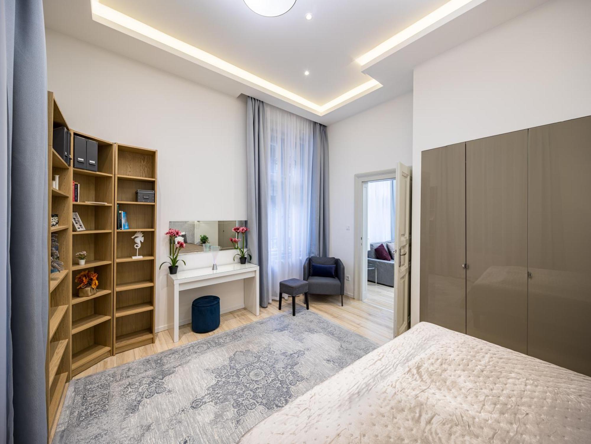 Market Apartman